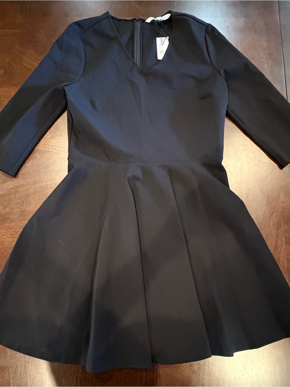 Diane von Furstenberg DVF Jeannie V Neck Fit & Flare Dress Black NWT 14